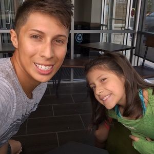 Meet your Posher, Sebastian